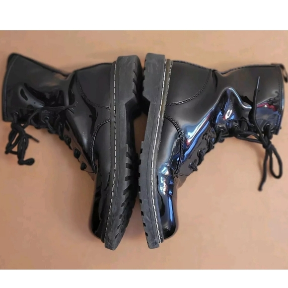 NEED REPAIR Combat Boots mens 7.5/Womens 9 Black Pleather Lug Destroyed Thrashed - Picture 9 of 15